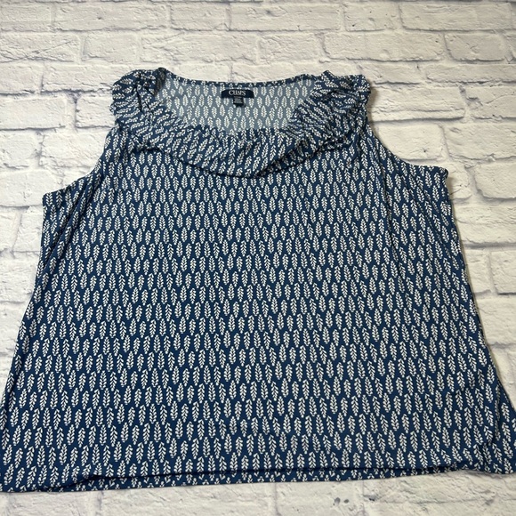 Chaps Blue and Ivory Patterned Blouse. Size 1X - Picture 1 of 6